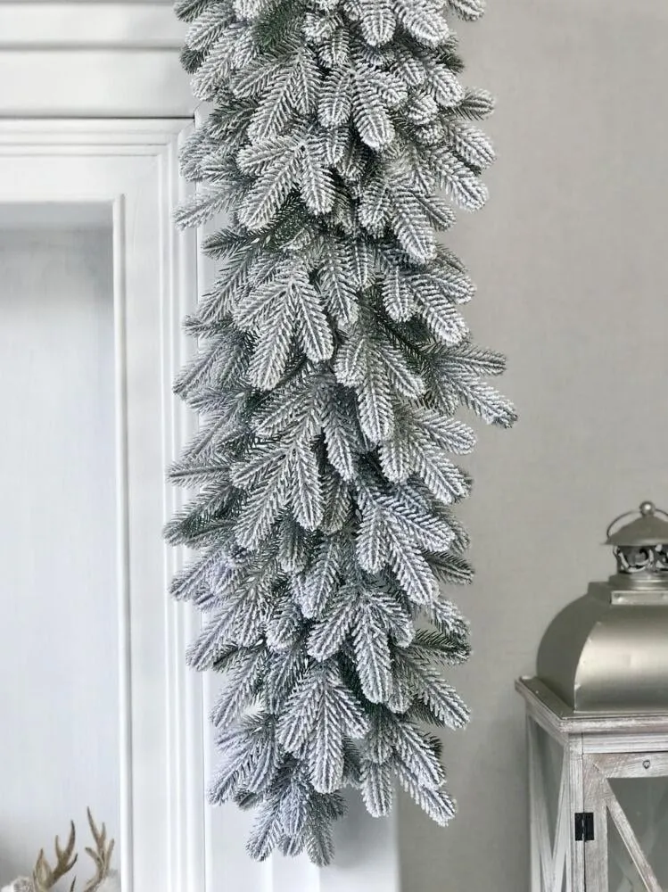 Гірлянда хвойна Traditional пишна лита 2 м засніжена