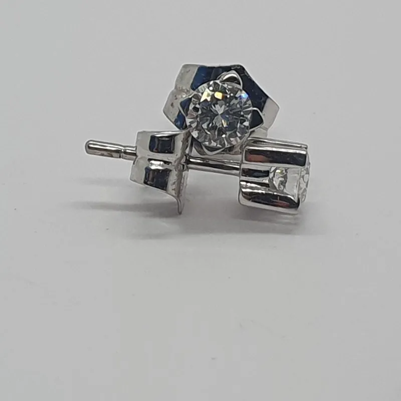 Золоті пусети з діамантами (є сертифікат)