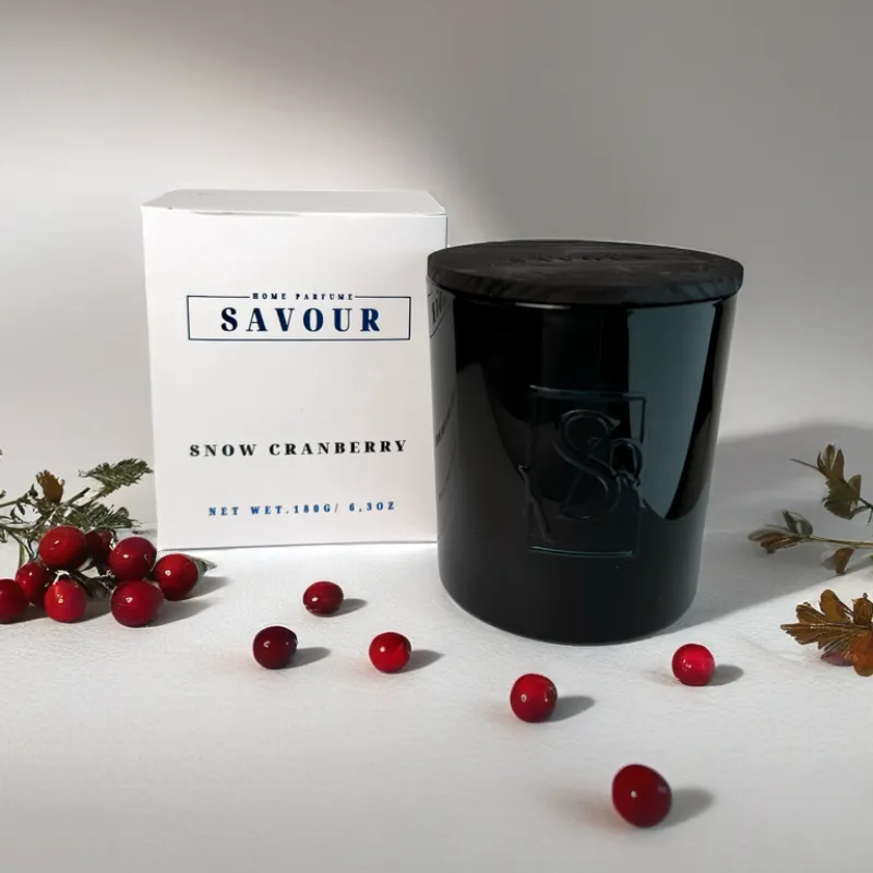 Аромасвічка Savour Snow Cranberry в коробці-0