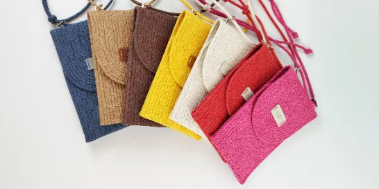 Сумочки для телефону