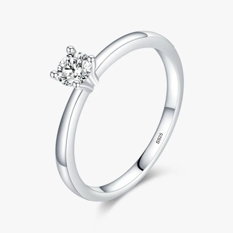 Срібна каблучка 925 проби із геометричними вставками та фіанітами (k102)