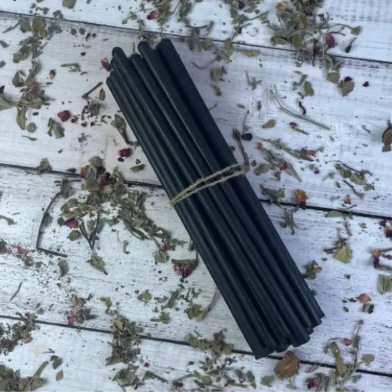 Воскові чорні свічки 26 см-0